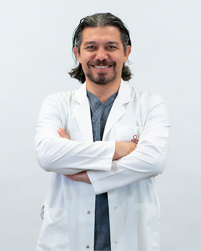 Dr. Devrim Özbek